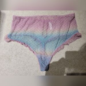 Torrid gradient ruffle panty.  High waist thong nwot